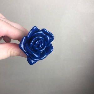 Blue resin flower ring